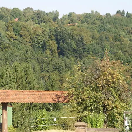 Authentic Chalet With Terrace In Harreberg * Hommert