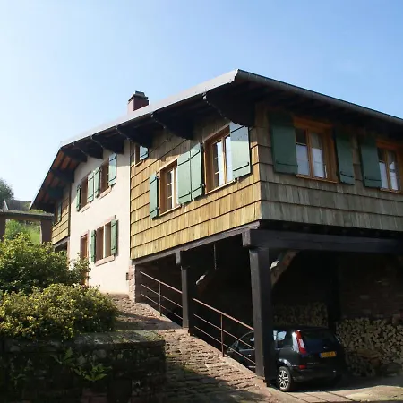 Authentic Chalet With Terrace In Harreberg * Hommert