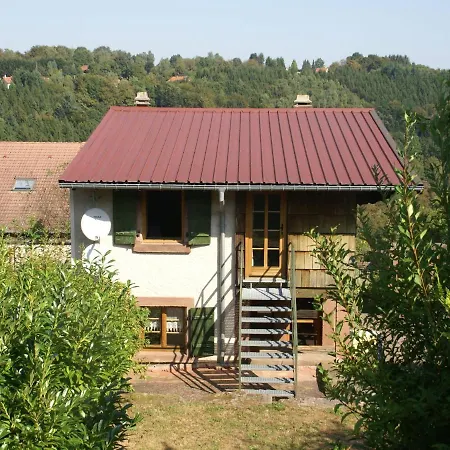 Authentic Chalet With Terrace In Harreberg Сasa de vacaciones *
